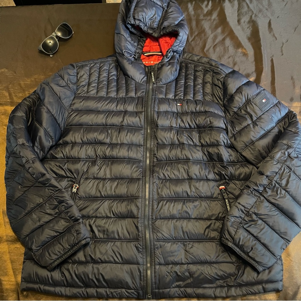 Tommy Hilfiger Navy Blue Puffer Jacket Lightweight Quilted Design
